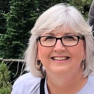 Meet your Posher, Linda